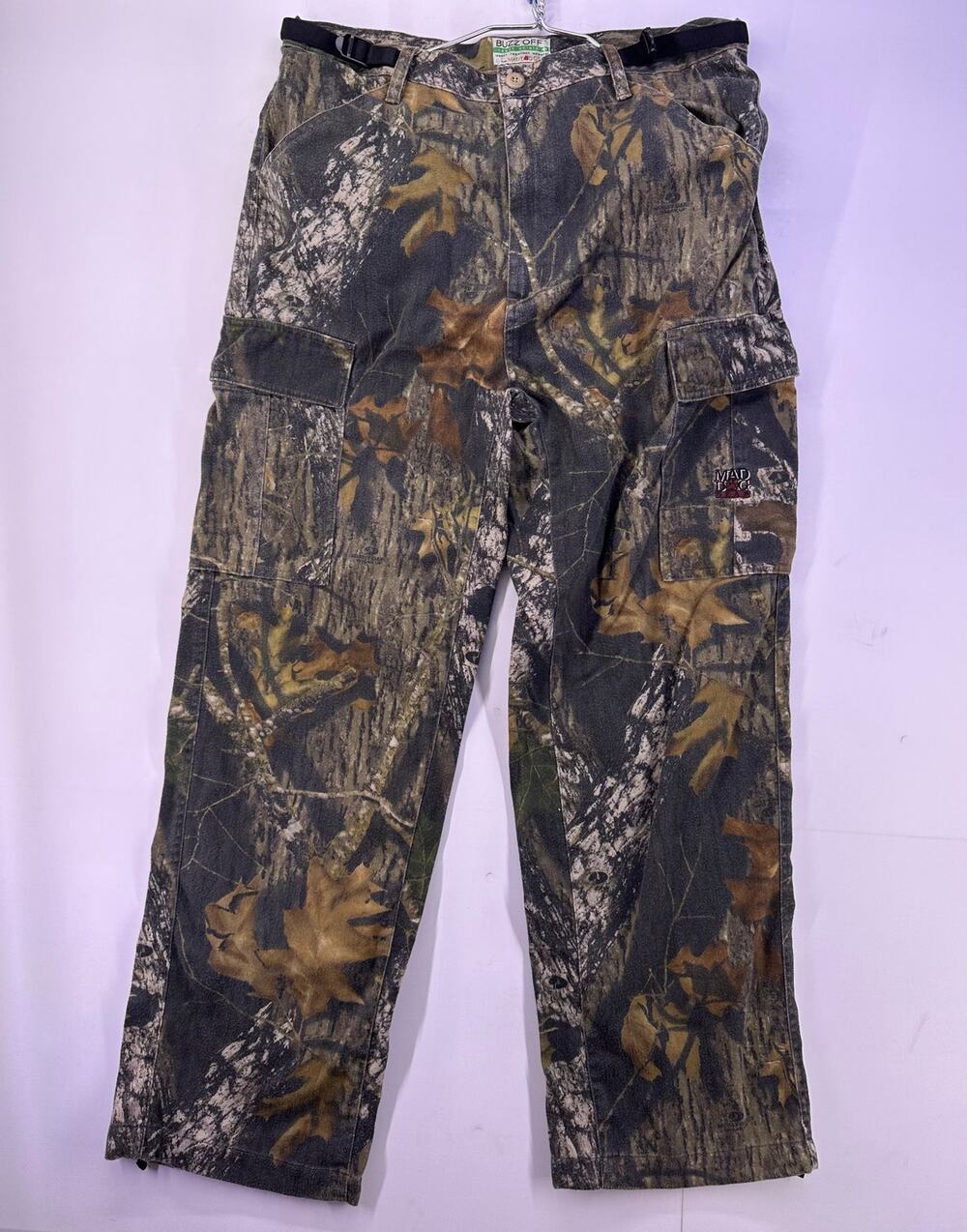 Mad Dog Buzz Off Camo Cargo Jeans Size 38